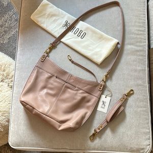 Velvet Pebbled The Hobo Pier Lotus.